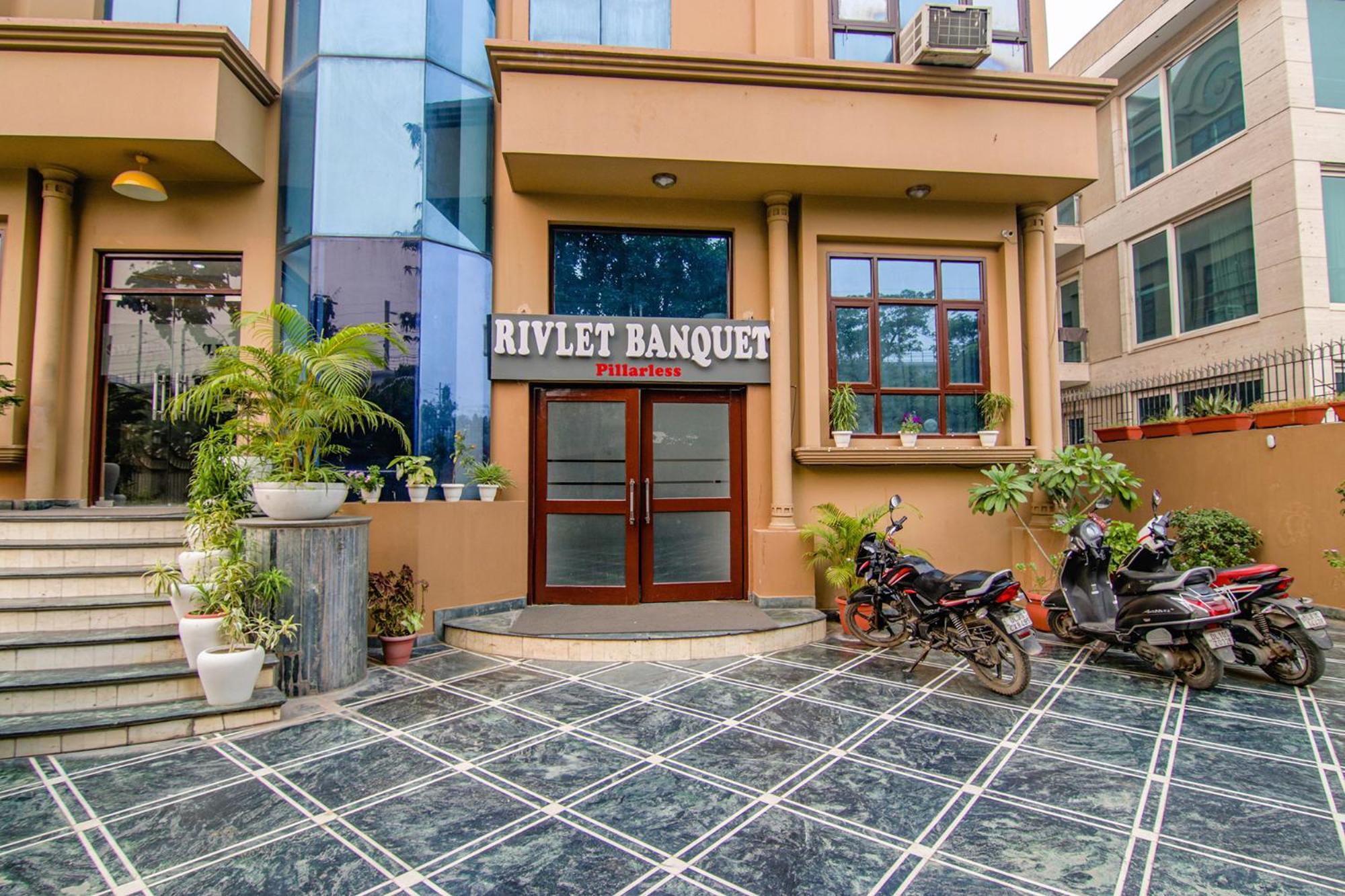 Fabhotel Prime The Rivlet Mg Road Gurgaon Exterior photo