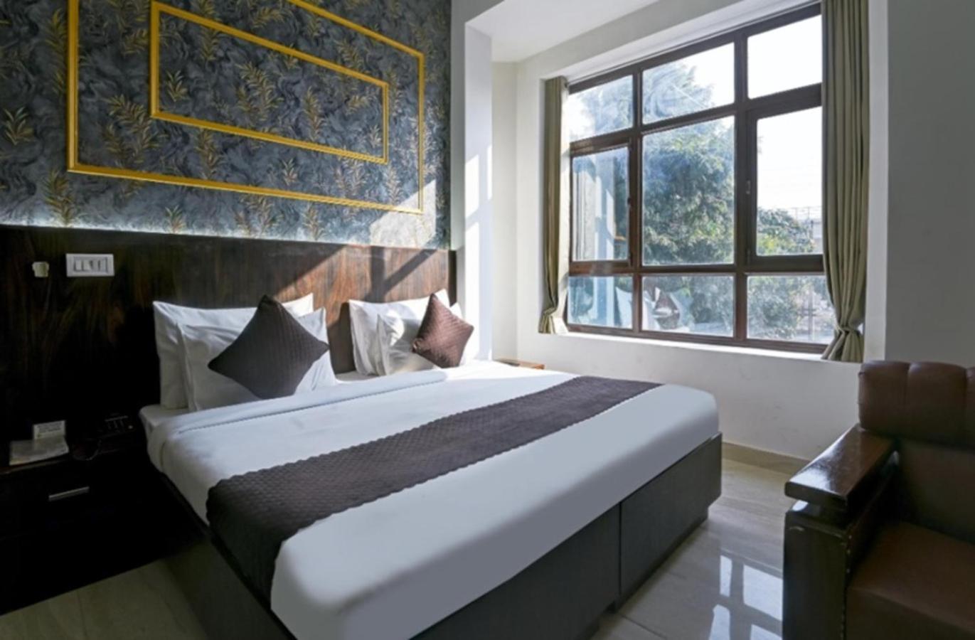 Fabhotel Prime The Rivlet Mg Road Gurgaon Exterior photo